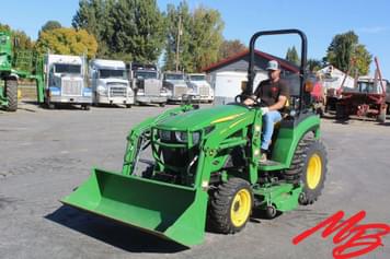 Main image John Deere 2032R